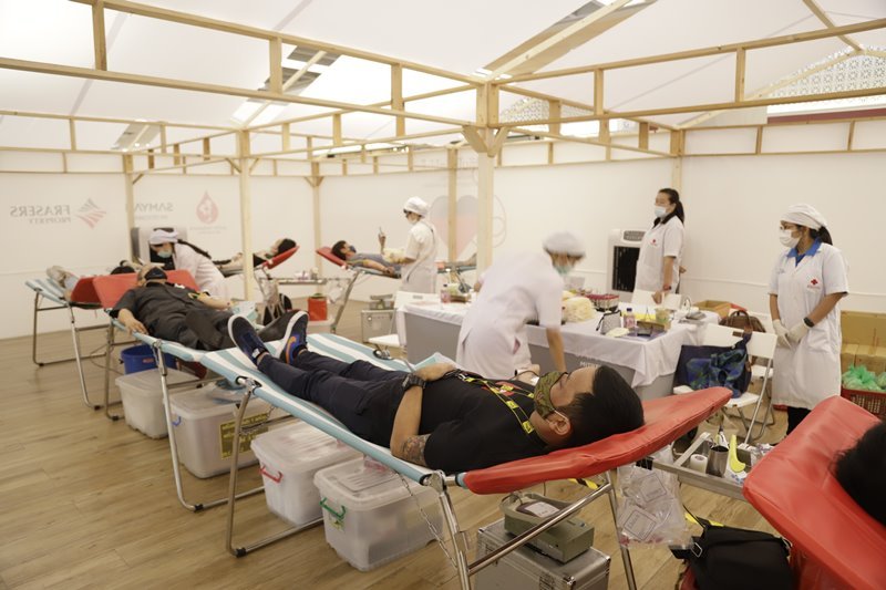 Frasers Property Thailand, Samyan Mitrtown, and Thai Red Cross Society join hands in community blood donation